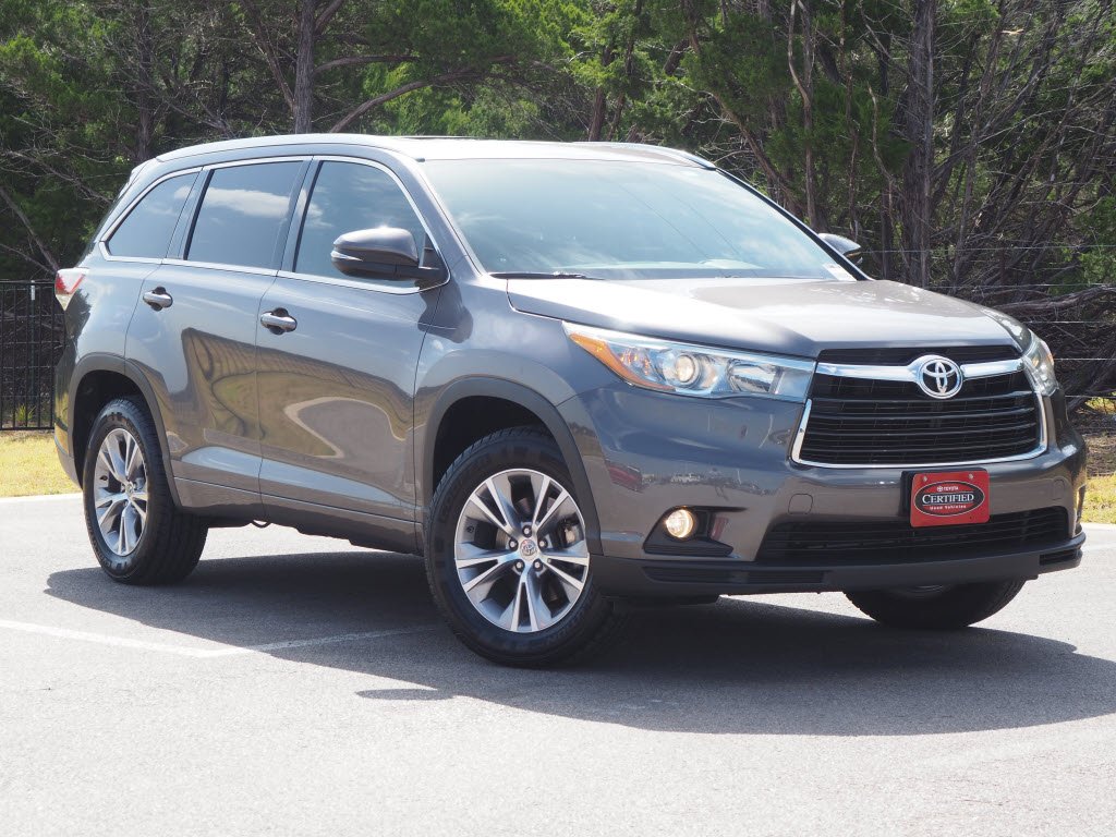 Certified Pre-Owned 2015 Toyota Highlander XLE Sport Utility in Cedar ...